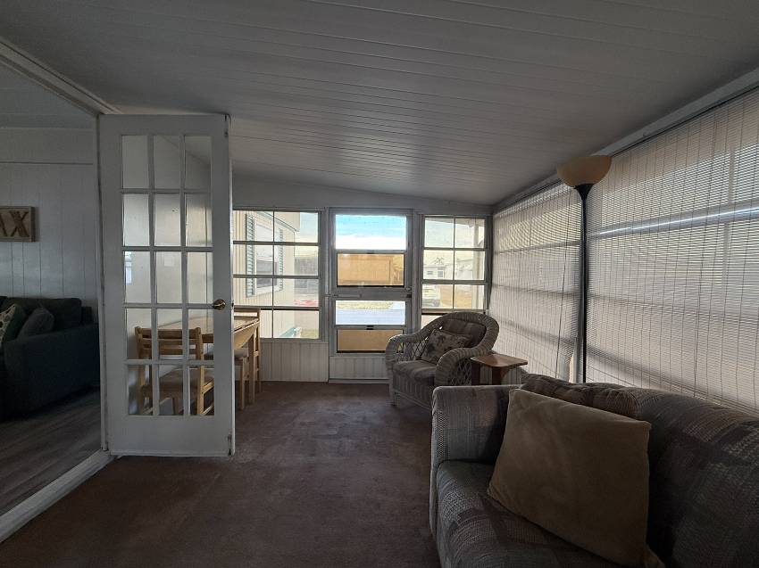 35 Kingsport Ave a Palmetto, FL Mobile or Manufactured Home for Sale